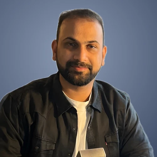 Portrait of Shantanu Tungare